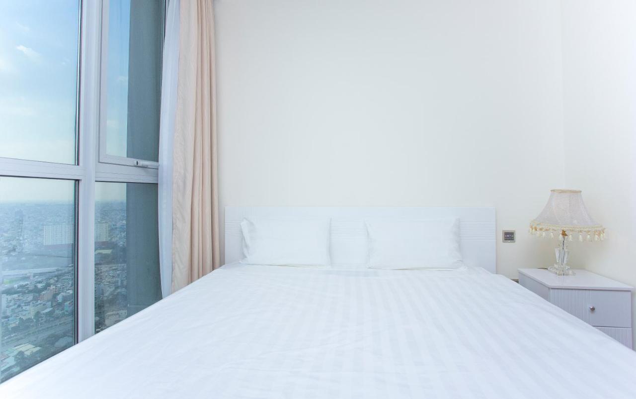 Liam Service Apartment - Vinhome Central Park Хошимин Экстерьер фото